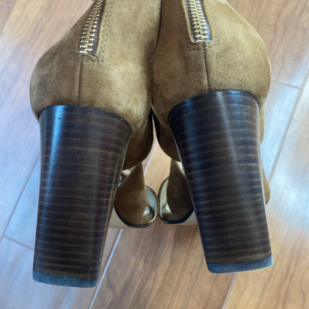 Banana Republic Women's Almeria Brown Suede Lace Up Made In Italy Sandal Sz 7 - Picture 6 of 6